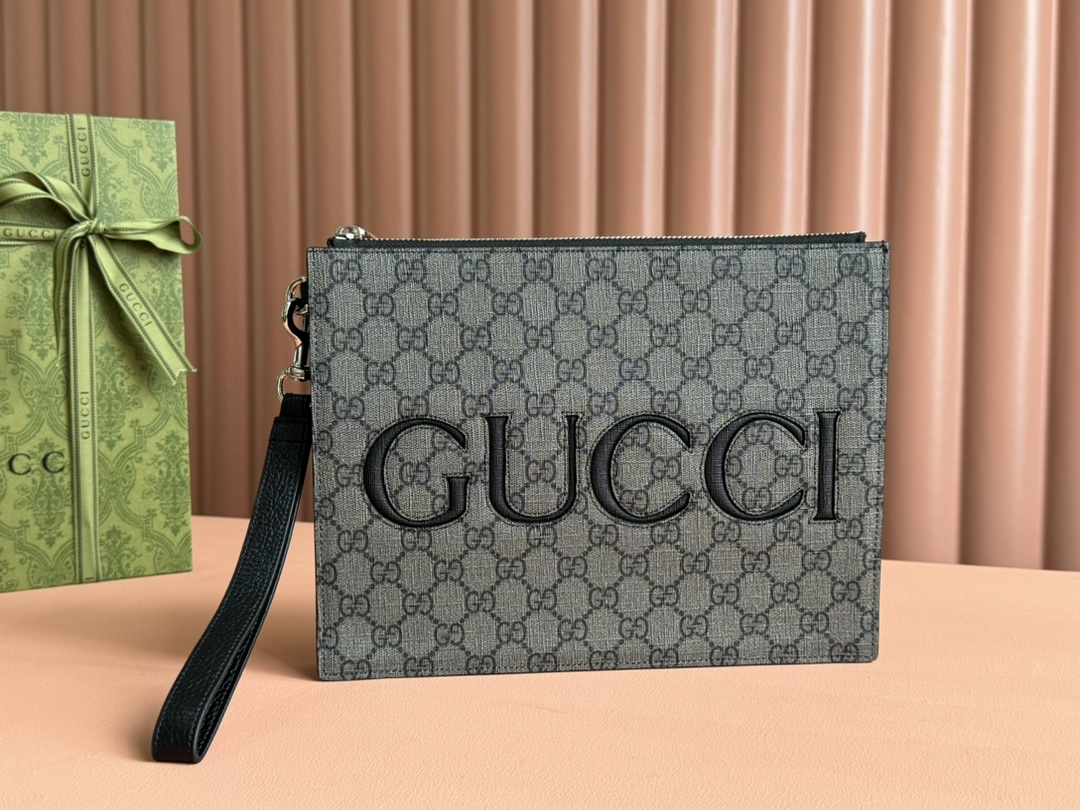 Gucci Clutch Bags